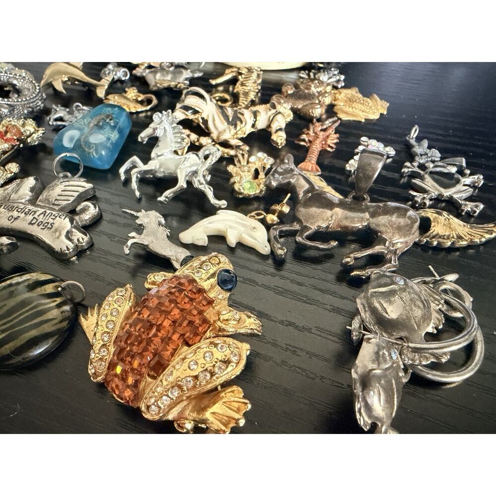Animal Jewelry Lot Wearable & Broken Great For Crafts & Repurposing. New & Vint - Picture 2 of 4